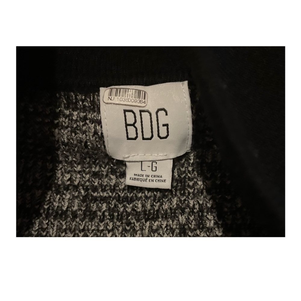 NWOT BDG BY URBAN OUTFITTERS GORGEOUS ZIP UP SWEATER! BEAUTIFUL COLORS! - Picture 2 of 6